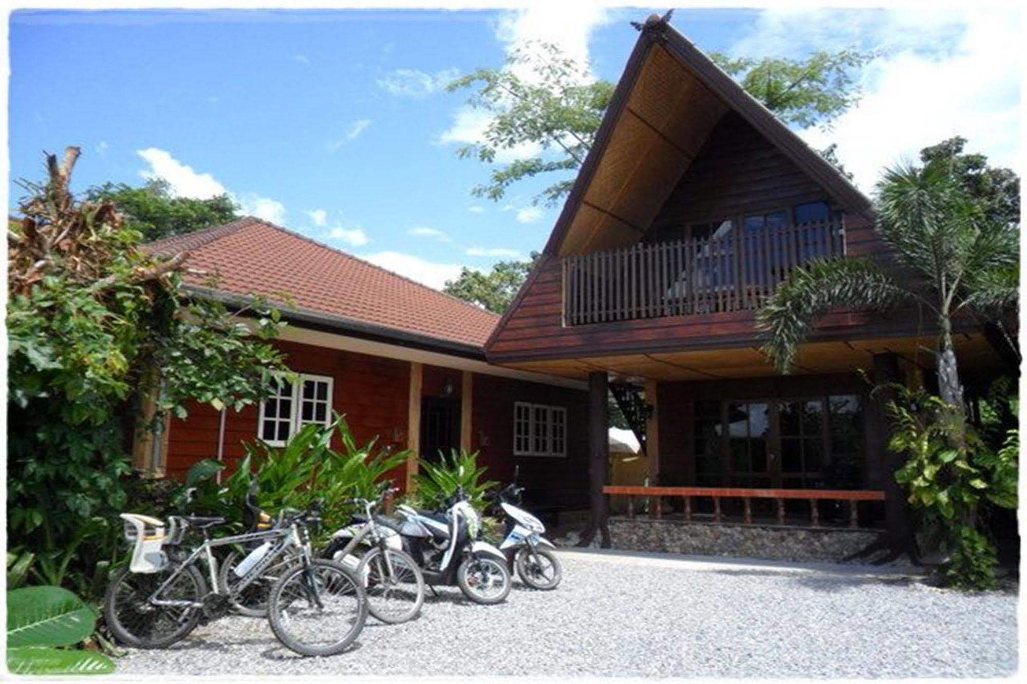 Homestay Chiangrai 치앙라이 외부 사진